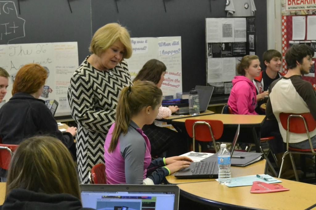 Toni Hollingsworth observes Ms. Katie Gigl’s classroom, paying attention to the way students learn within the classroom setting.