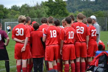 BOYS SOCCER - Kick off for a chance at playoffs: Boys’ soccer team ended their season in playoffs