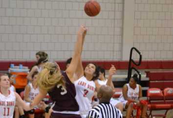 Shooting for the win: Girls’ Basketball is playing towards a playoff spot