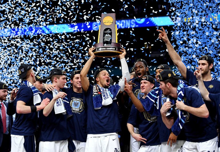 AP+player+of+the+year%2C+Jalen+Brunson+and+the+rest+of+the+Villanova+Wildcats+celebrate+their+championship+win+on+Monday%2C+Apr.+2.