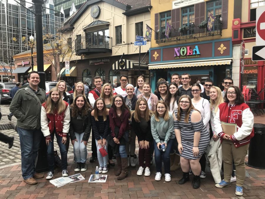 The 2017-2018 Print Media class poses for a picture after a day of workshops at Point Park University. 
