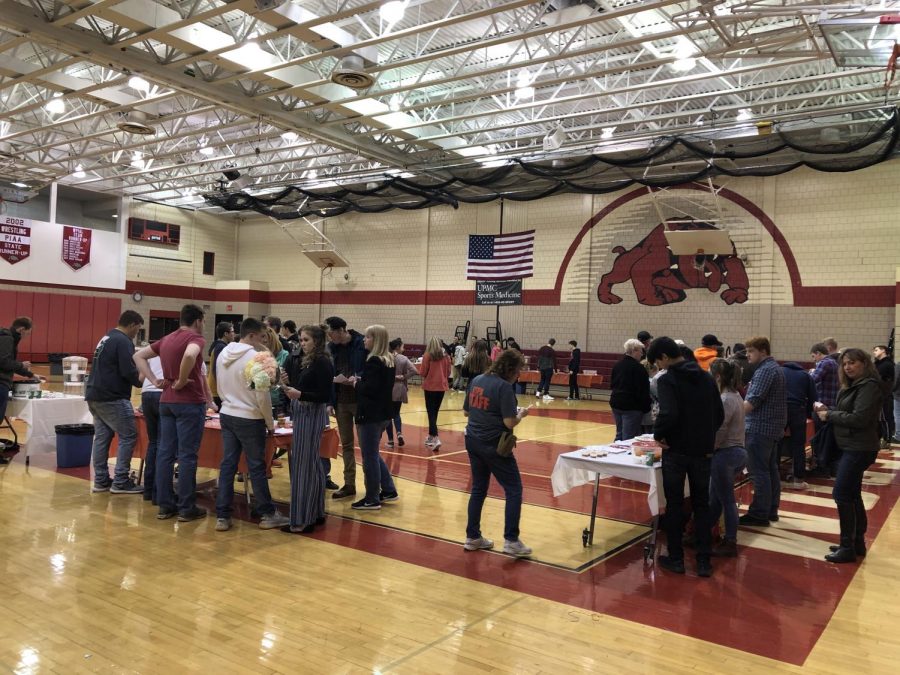 Tables were set up in the high school gymnasium for all of the students’ foods to be put out on. Participants and community members were able to go around the tables and try out all of the healthy foods.