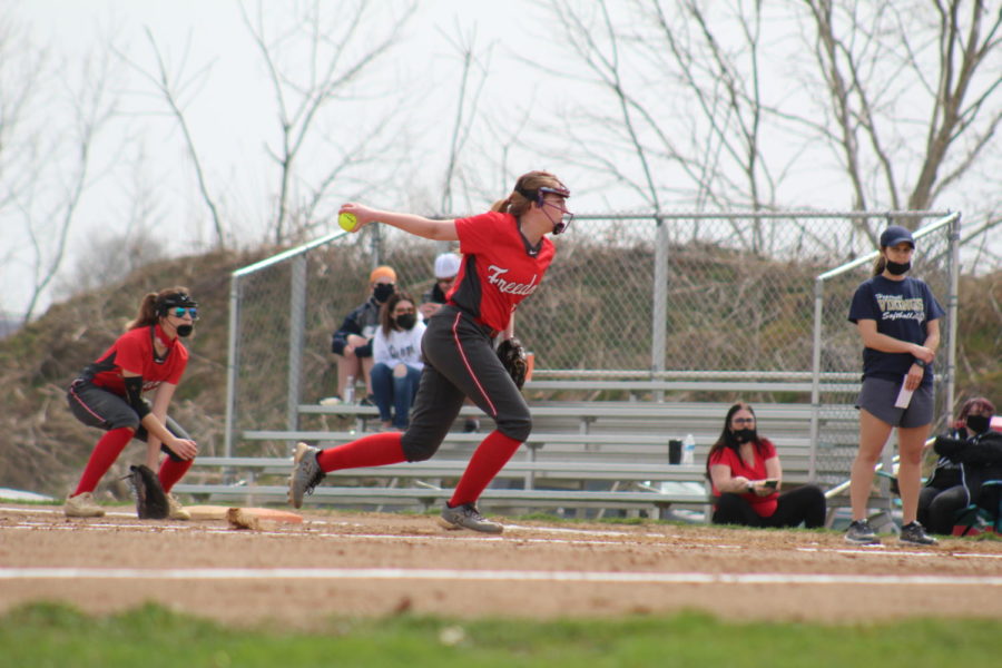 Sophomore+Kiersten+Ferrell+delivers+a+pitch+against+Hopewell+on+March+27.