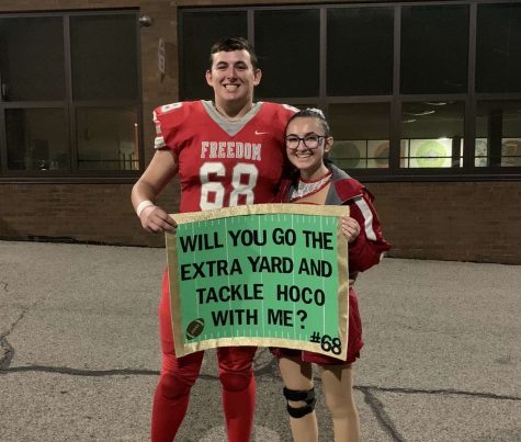 Homecoming signs are popular: Who should be the one to ask?